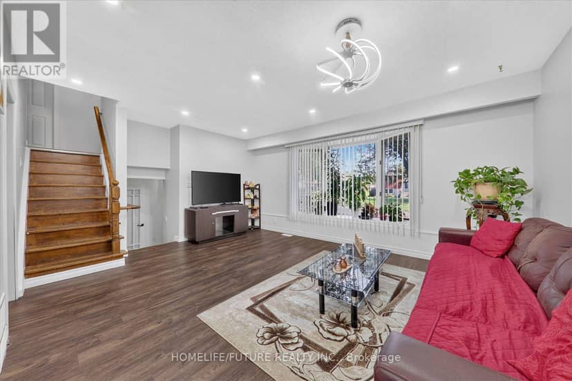 163 Labrador Drive — photo 6 of 30