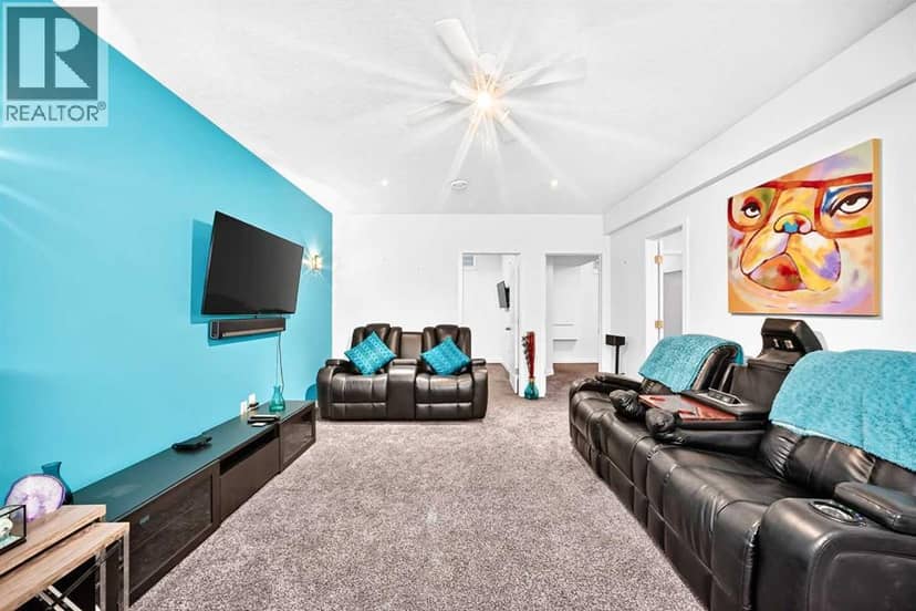 29 Westridge Crescent — photo 34 of 40
