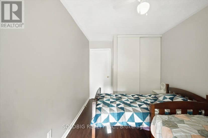 78 - 78 Stewart Maclaren Road — photo 9 of 17