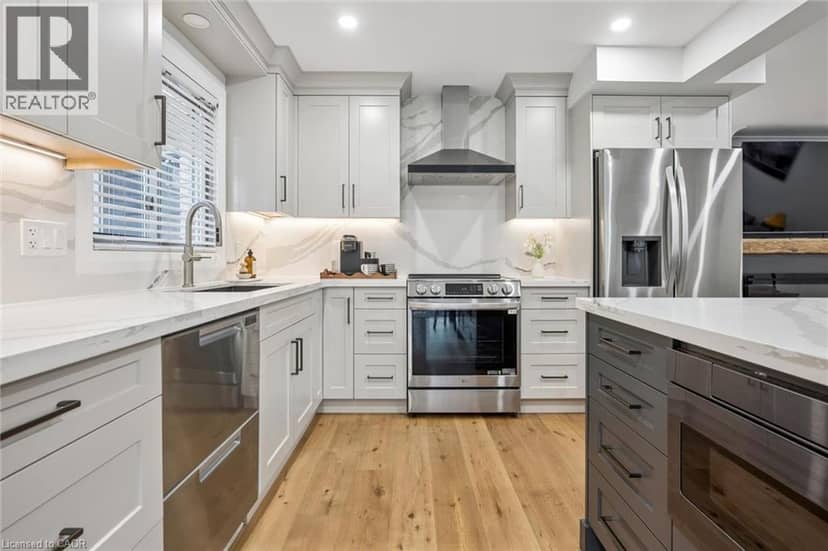1261 STEPHENSON Drive — photo 10 of 35