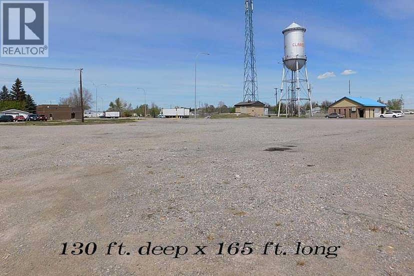4419 1st Street Highway S, Claresholm, photo 2