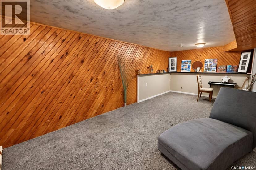 131 McIntosh DRIVE — photo 25 of 38