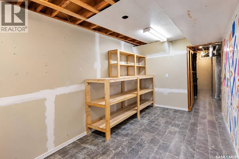 131 McIntosh DRIVE — photo 31 of 38