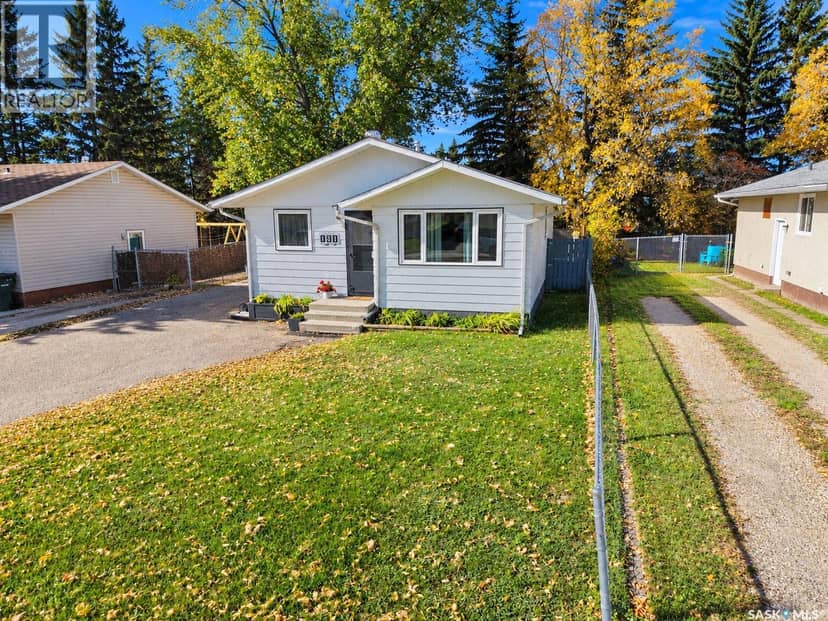 131 McIntosh DRIVE — photo 4 of 38