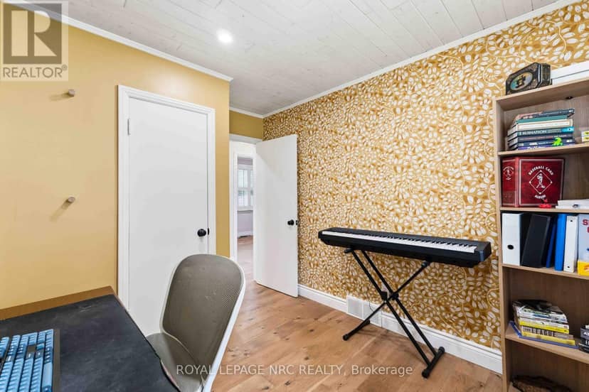 287 First Avenue — photo 24 of 40