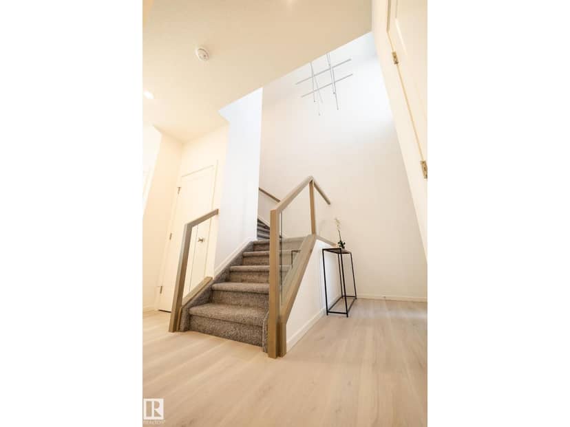 7709 174A AV NW — photo 33 of 40
