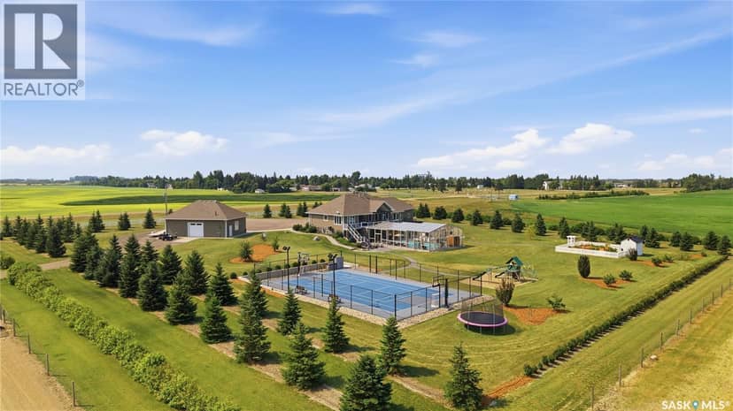 Luxury Vibank Acreage - 13.95 Acres. — photo 7 of 40