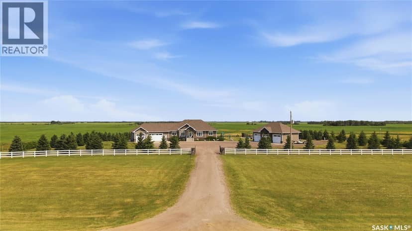 Luxury Vibank Acreage - 13.95 Acres. — photo 8 of 40