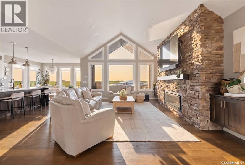 Luxury Vibank Acreage - 13.95 Acres. — photo 16 of 40