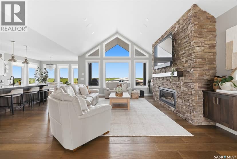 Luxury Vibank Acreage - 13.95 Acres. — photo 15 of 40