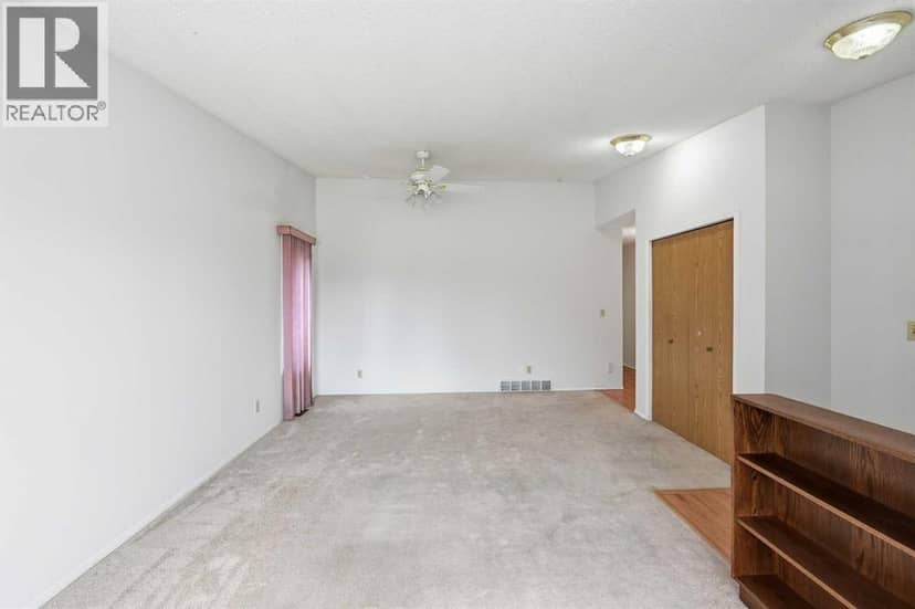 60 Rundlelawn Green NE, Calgary, photo 7