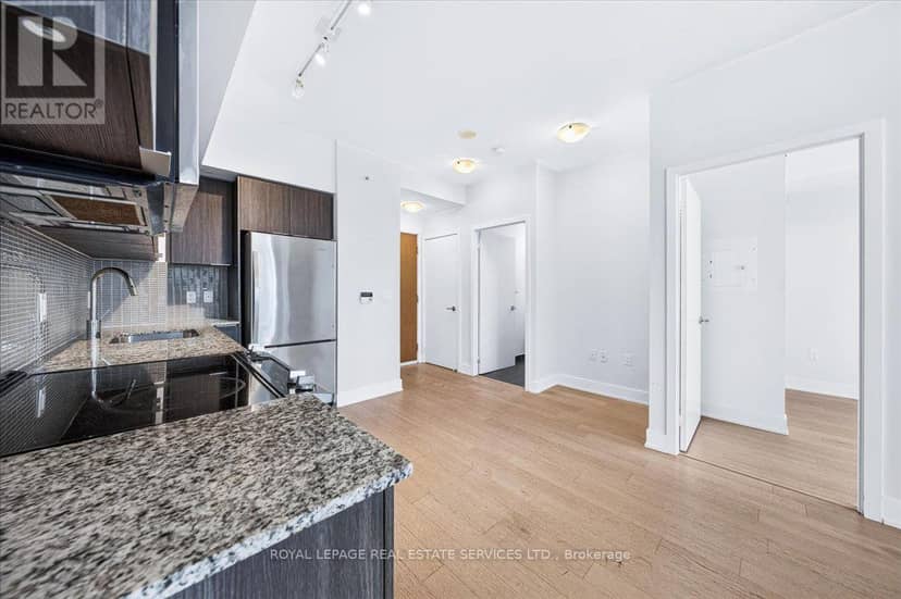 2615 - 30 Shore Breeze Drive — photo 17 of 40