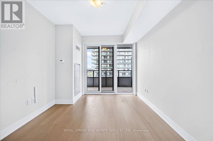 2615 - 30 Shore Breeze Drive — photo 21 of 40