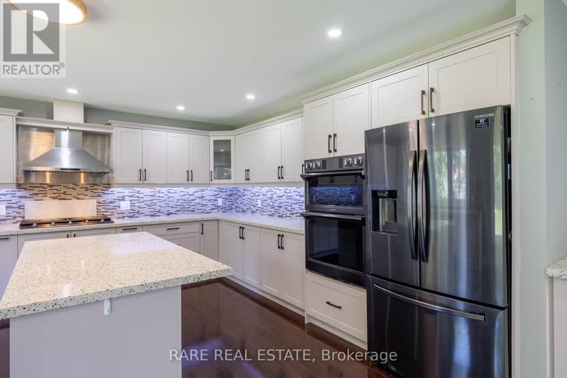 258 Union Avenue — photo 15 of 40