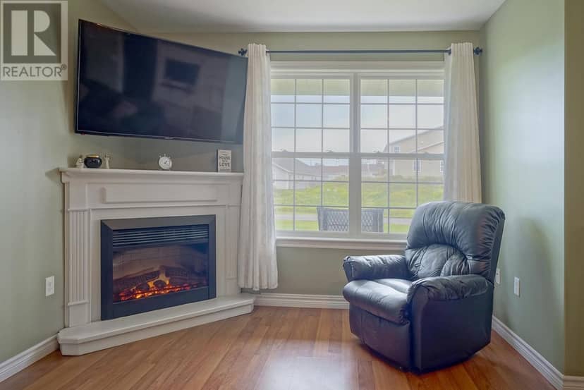 23 Heatherway Drive, Cornwall, photo 5