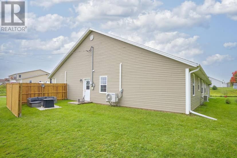 23 Heatherway Drive — photo 29 of 31