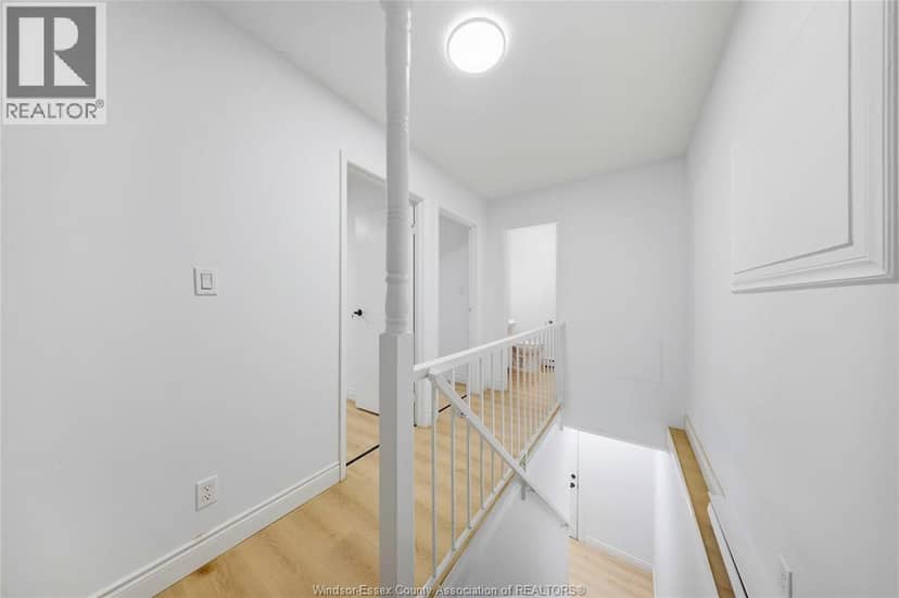 1341 Arncliffe Pl — photo 18 of 31