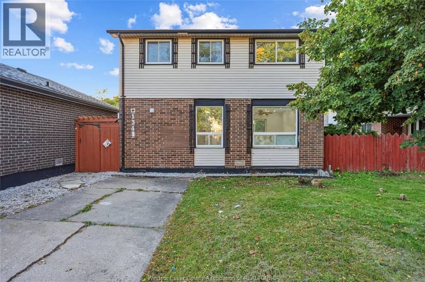 1341 Arncliffe Pl — photo 3 of 31