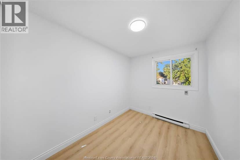 1341 Arncliffe Pl — photo 21 of 31
