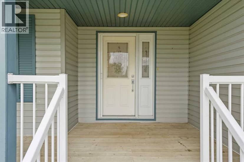 63 Hillview Road, Strathmore, photo 2