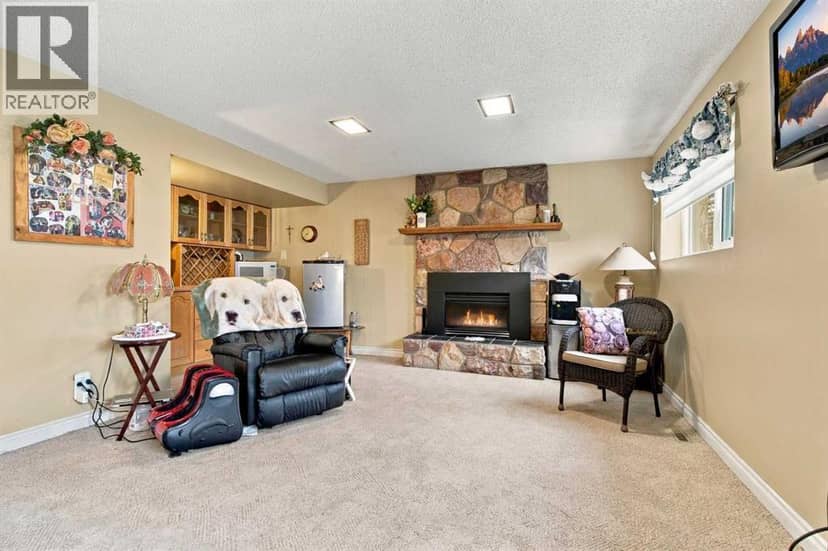 5013 47 Street — photo 24 of 40