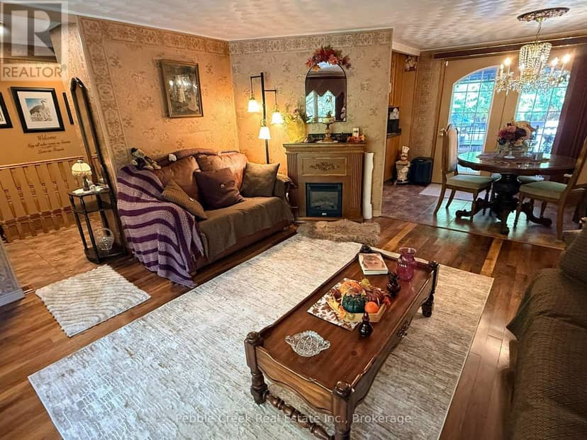 6 Garden Road — photo 16 of 40