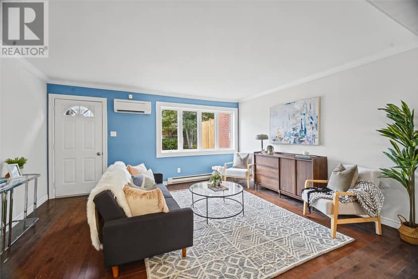 11 Steer Street — photo 4 of 28