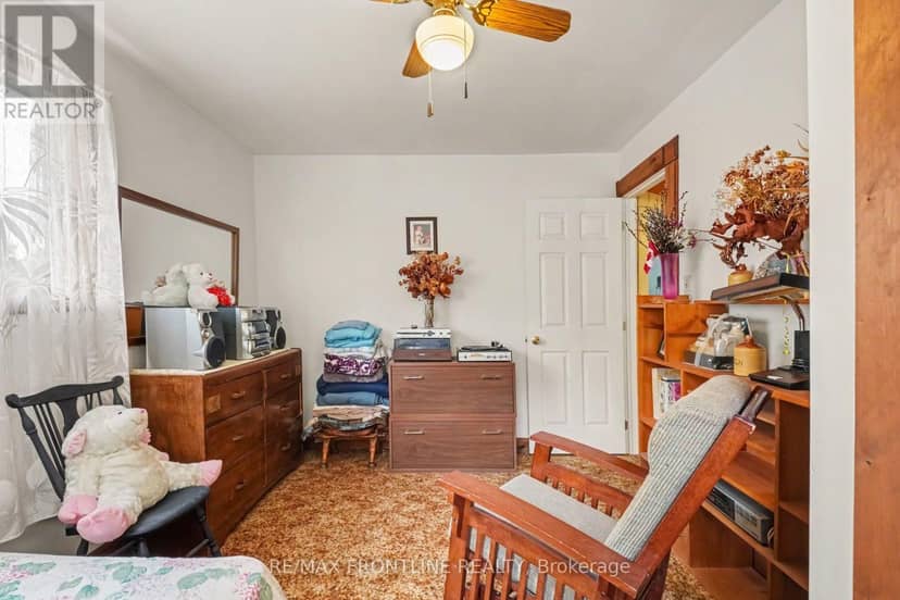 139 Port Elmsley Road — photo 17 of 40