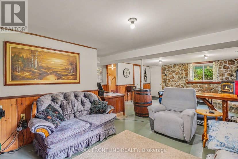 139 Port Elmsley Road — photo 28 of 40