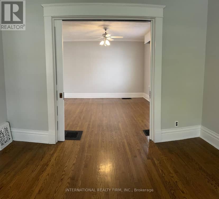 120 St Andrews Street — photo 6 of 17