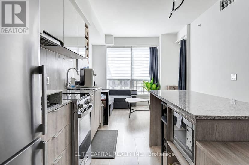 740 - 31 Tippett Road, Toronto, photo 3