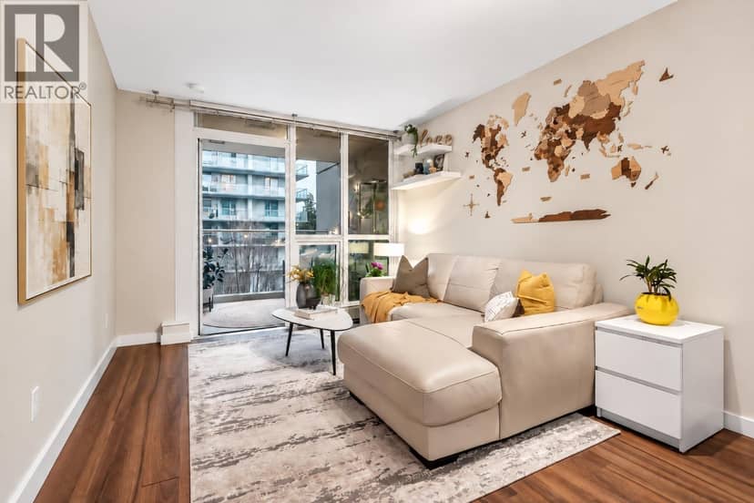 413 135 E 17 STREET, North Vancouver, photo 5