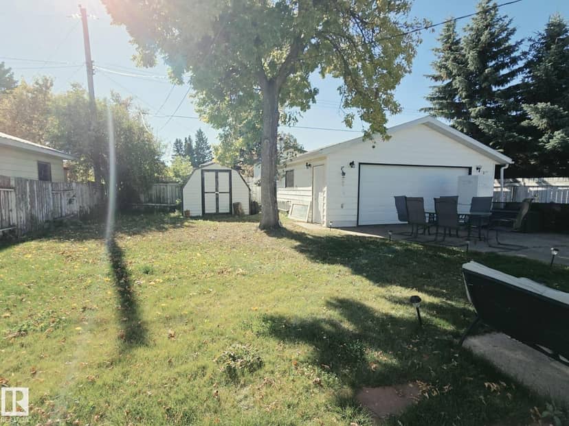5807 51 AV — photo 29 of 32