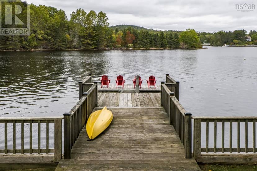 10 Schooner Cove Road — photo 3 of 40