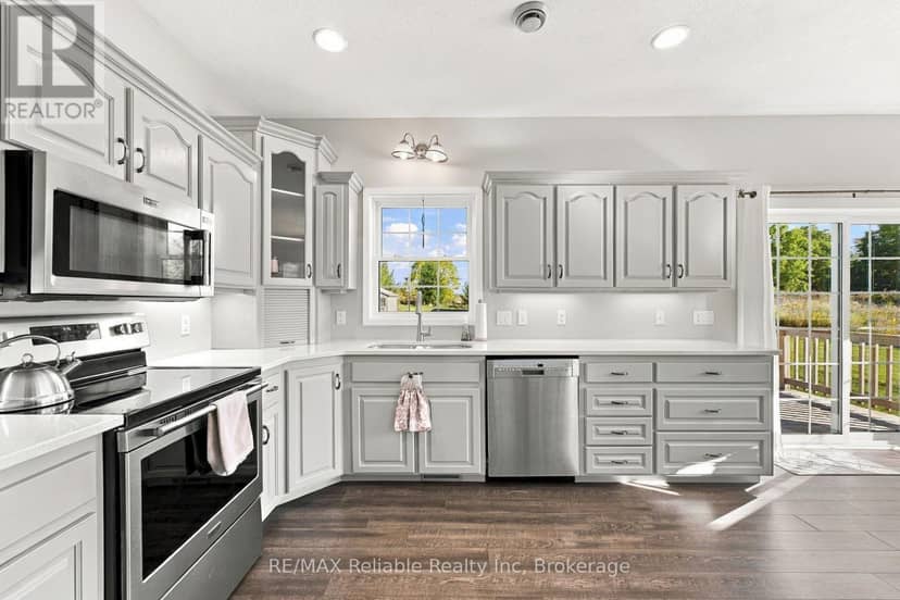 201 Cowper Street, Central Huron, photo 4