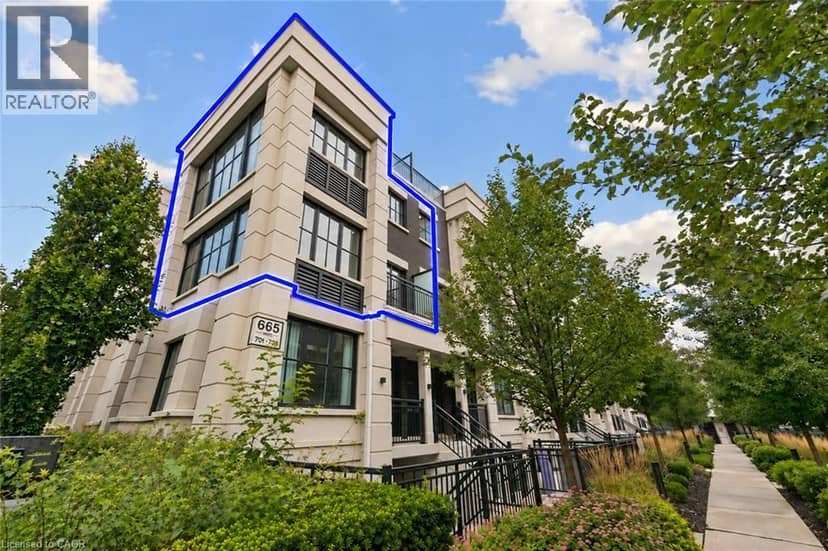 665 CRICKLEWOOD Drive Unit# 703, Mississauga, photo 2