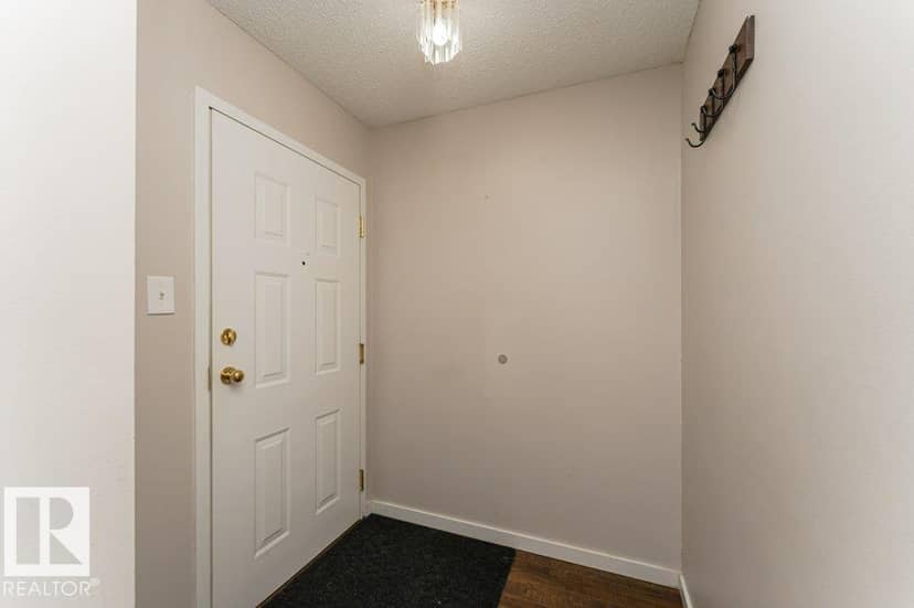 #203 8503 108 ST NW — photo 9 of 40