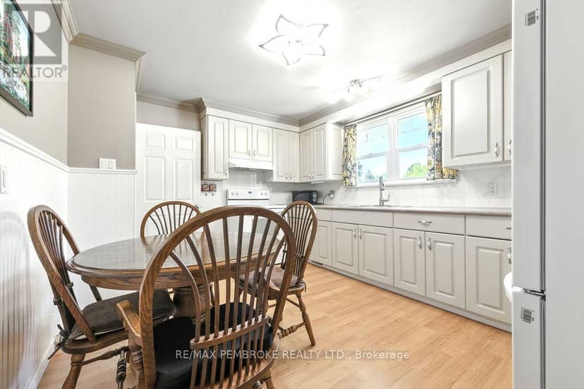335 Willard Street — photo 12 of 40