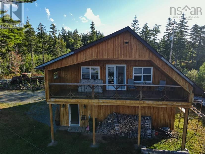 169 Cockscomb Lake Drive — photo 24 of 32