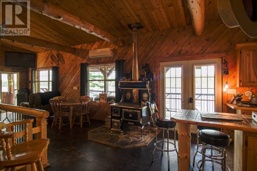 169 Cockscomb Lake Drive — photo 14 of 32