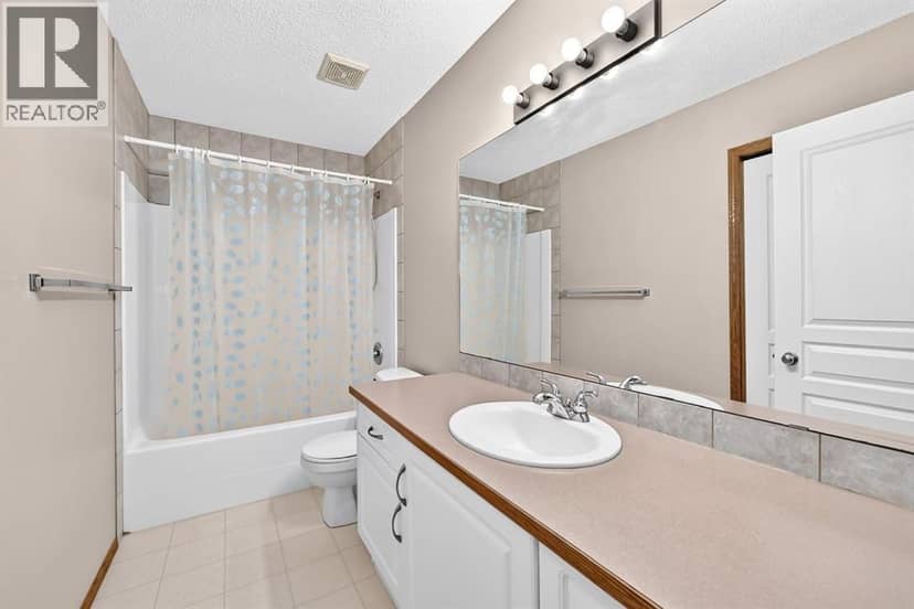 234 Somerglen Way SW — photo 24 of 39