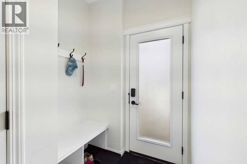 24 Rowmont Common NW — photo 15 of 40