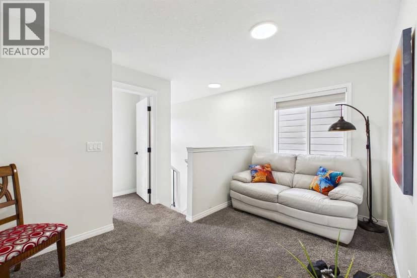 24 Rowmont Common NW — photo 18 of 40
