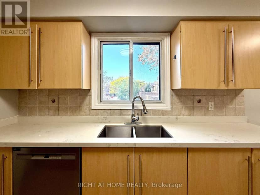 70 Spire Hillway Way — photo 12 of 28
