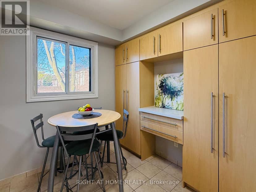 70 Spire Hillway Way — photo 14 of 28