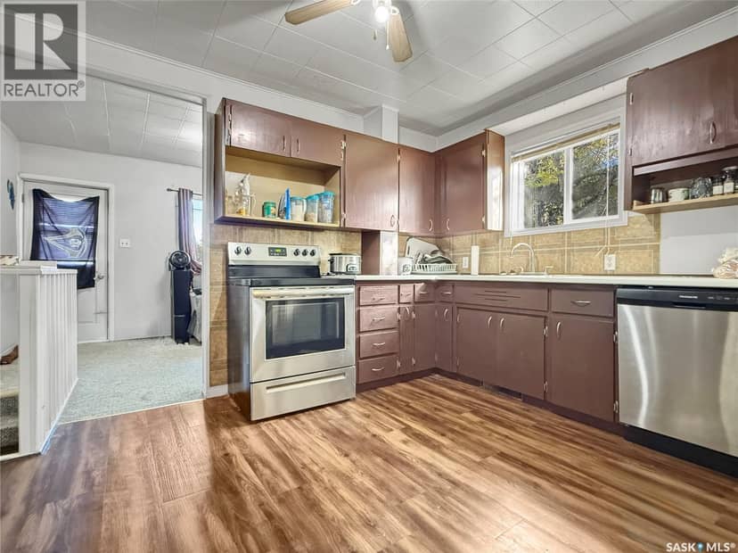 24 14th AVENUE SE, Swift Current, photo 6