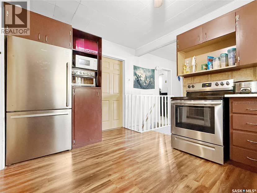 24 14th AVENUE SE, Swift Current, photo 7