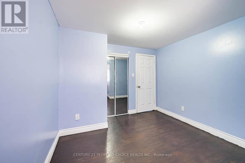 2 - 242 John Garland Boulevard — photo 27 of 30