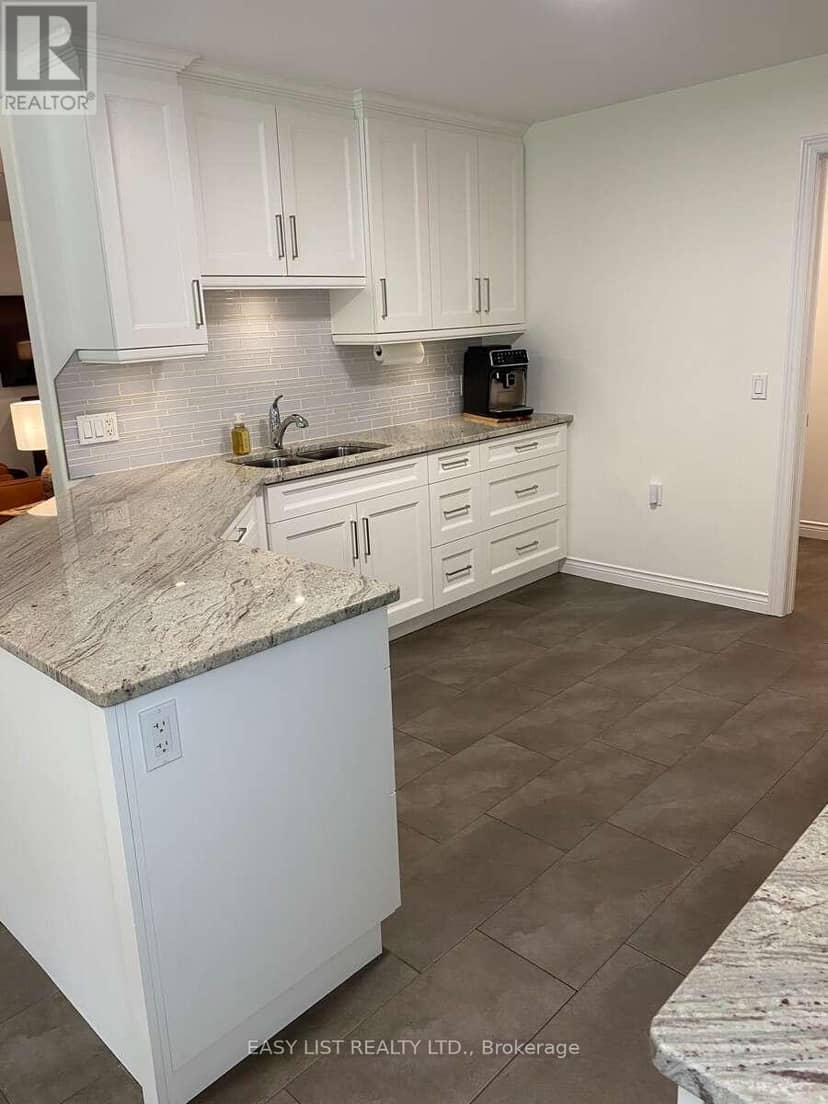 9053 Indian Creek Line E — photo 17 of 28