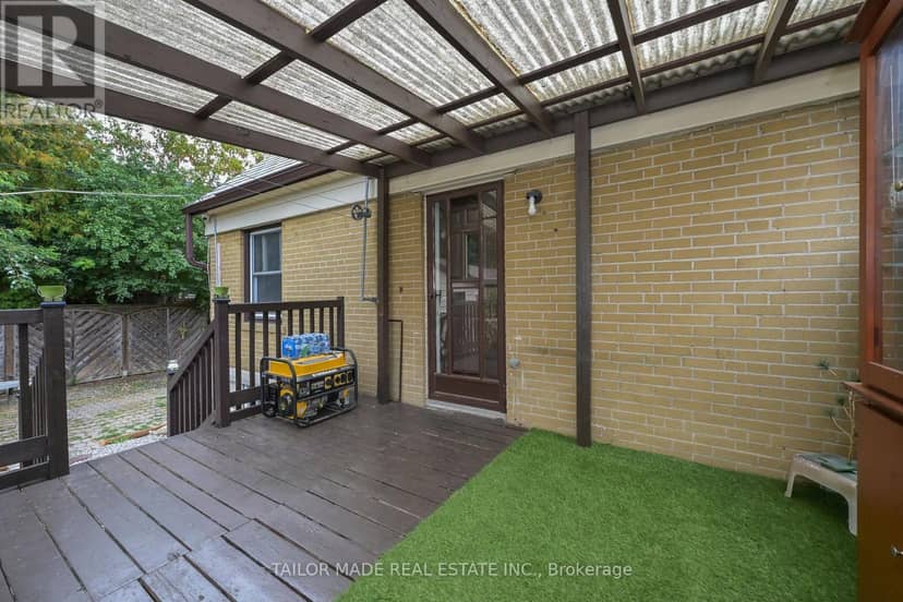 88 McCaul Street — photo 19 of 26